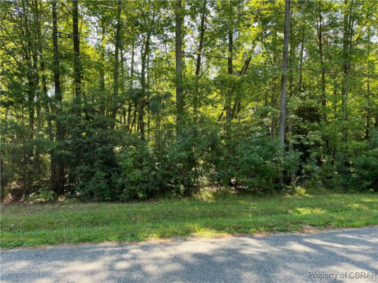 33 QUARTERS COVE DR, WEEMS, VA 22576 - Image 1